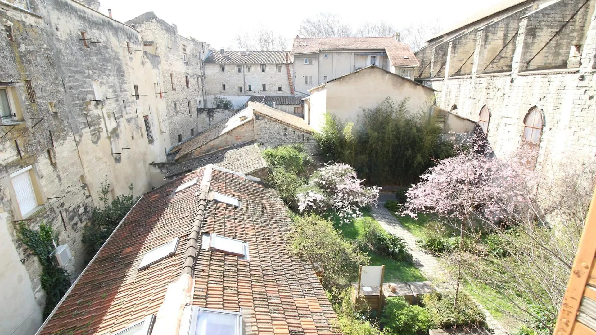 Les Carmes-Climatisation-Confort-Wifi-Hypercentre-Netflix Avignon Frankreich